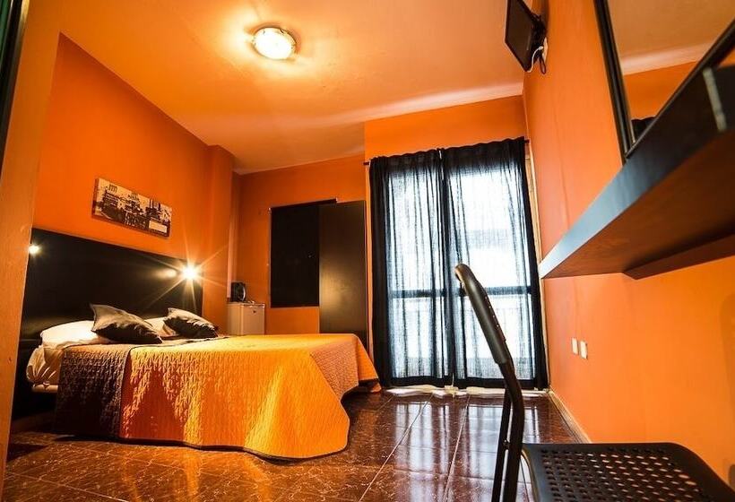 标准间, Hostal Tamonante