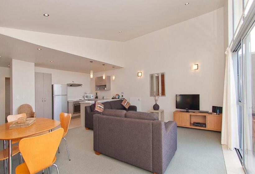 발코니가 있는 2 베드룸 아파트, Beachside Resort Motel Whitianga