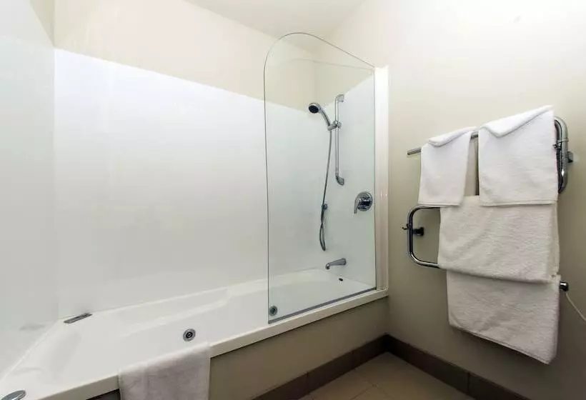 １ベッドルームのスーペリアアパートメント, Beachside Resort Motel Whitianga