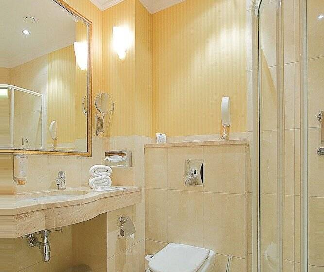 스탠다드 룸, Branicki