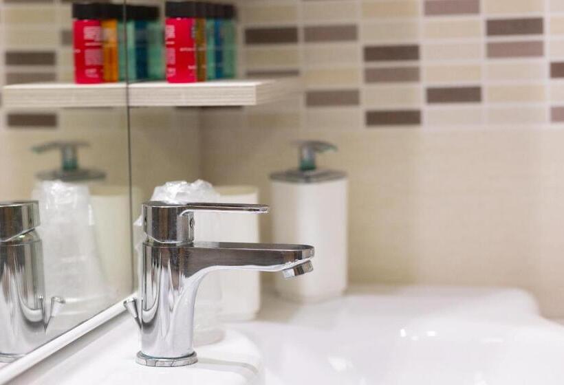 스탠다드 룸 더블 침대, Edelweiss Riccione