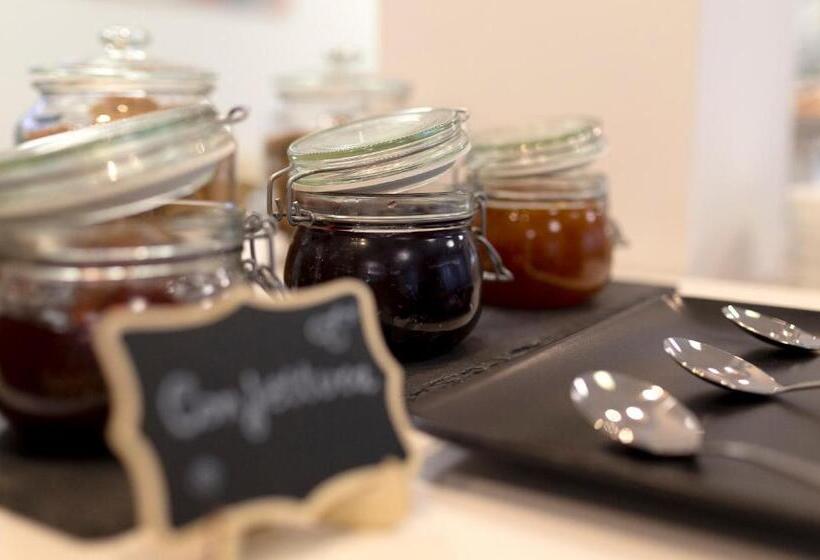 스탠다드 트리플 발코니 룸, Edelweiss Riccione