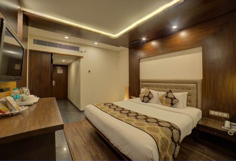 Номер Executive, Goldfinch Hotel Mangalore