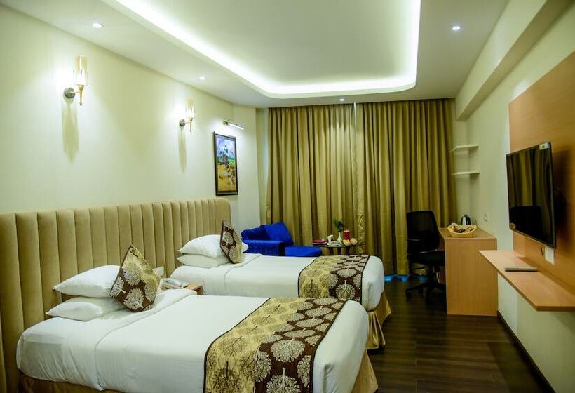 Номер Executive, Goldfinch Hotel Mangalore