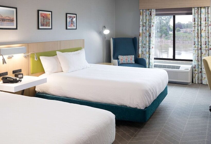 Номер Стандарт Вид на Реку, Hilton Garden Inn Sioux City Riverfront