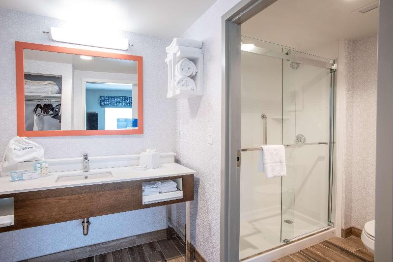带大床的标准间, Holiday Inn Express Hotel & Suites Amarillo South, An Ihg