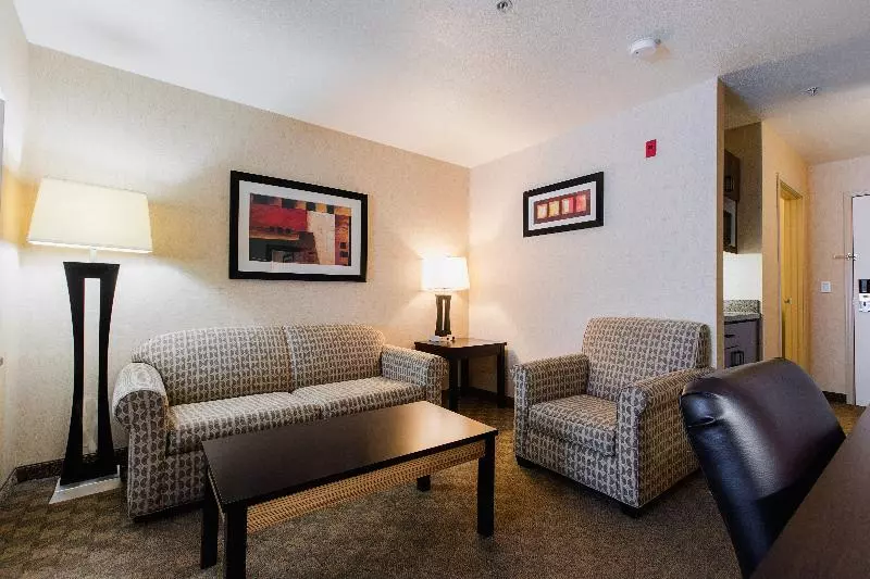 身障者適用キングサイズベッドルーム, Holiday Inn Express Bothell, An Ihg