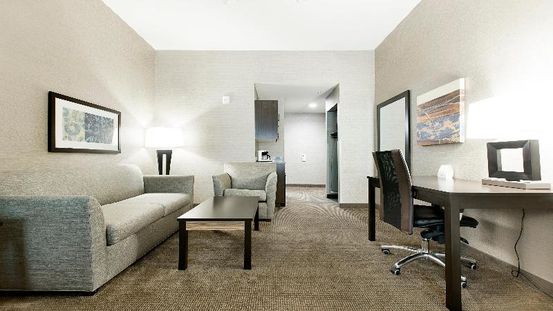 Chambre Standard Lit King Size Adaptée aux Personnes à Mobilité Réduite, Holiday Inn Express Bothell, An Ihg