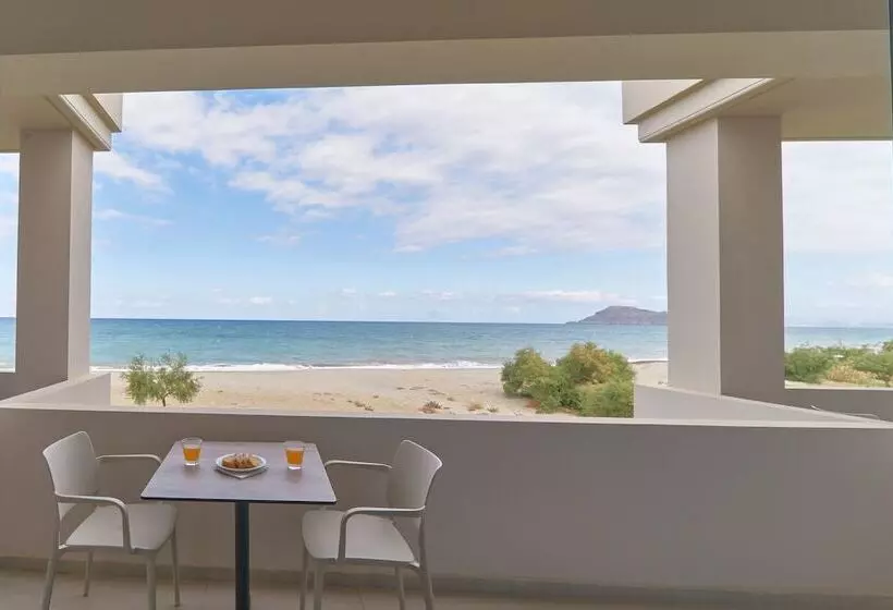 オーシャンビュースーペリアールーム, Silver Beach Hotel & Apartments