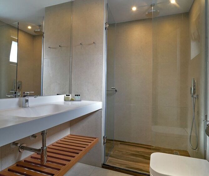 غرفة سوبيريور مطلّة علي البحر, Silver Beach Hotel & Apartments