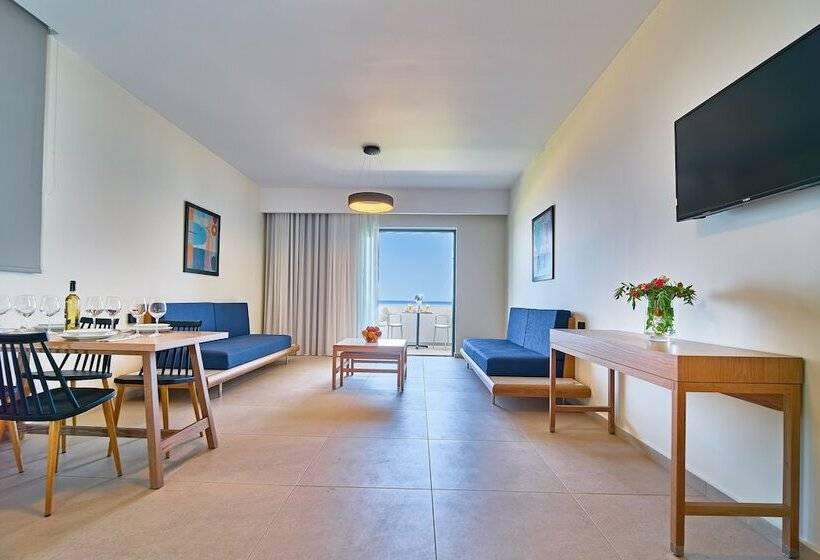 جناح عائلي, Silver Beach Hotel & Apartments