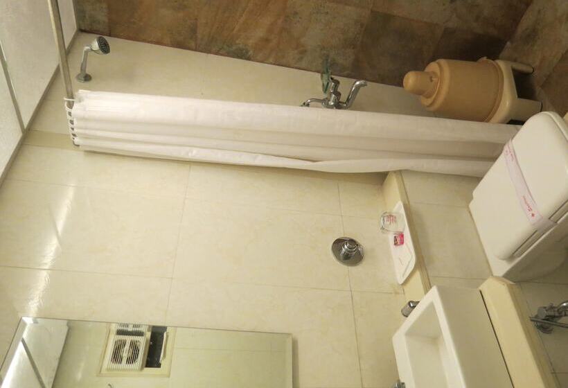 Family Suite, Sunny International