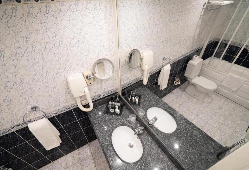 Люкс Кровать Кинг, The Green Park  Diyarbakir