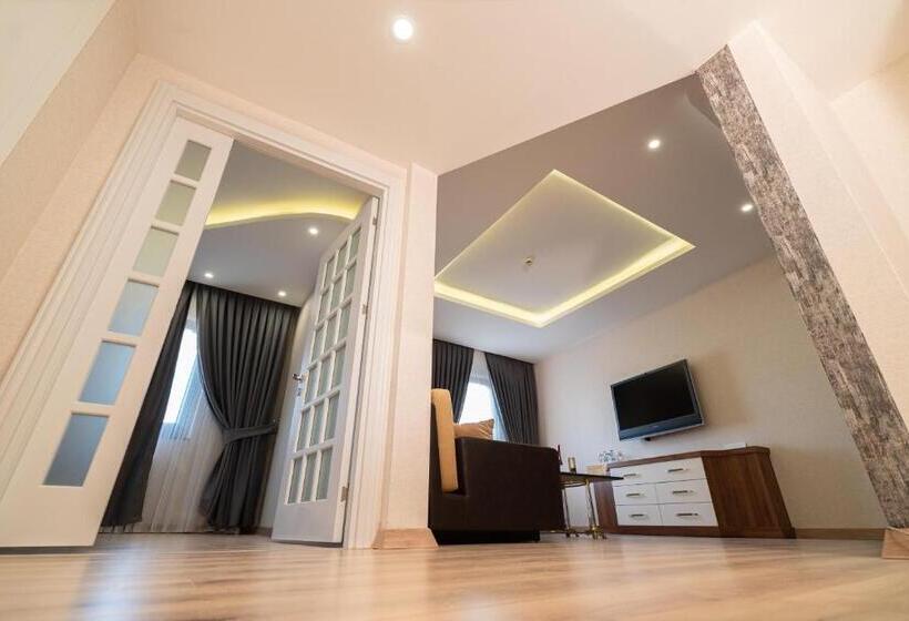 Люкс Кровать Кинг, The Green Park  Diyarbakir