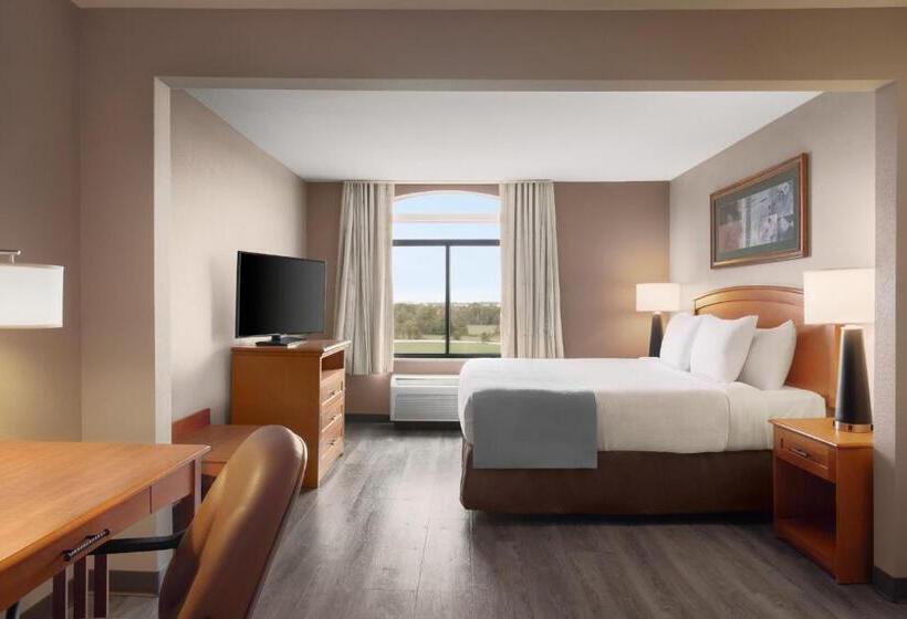 Номер Deluxe Кровать Кинг, Wingate By Wyndham Bentonville