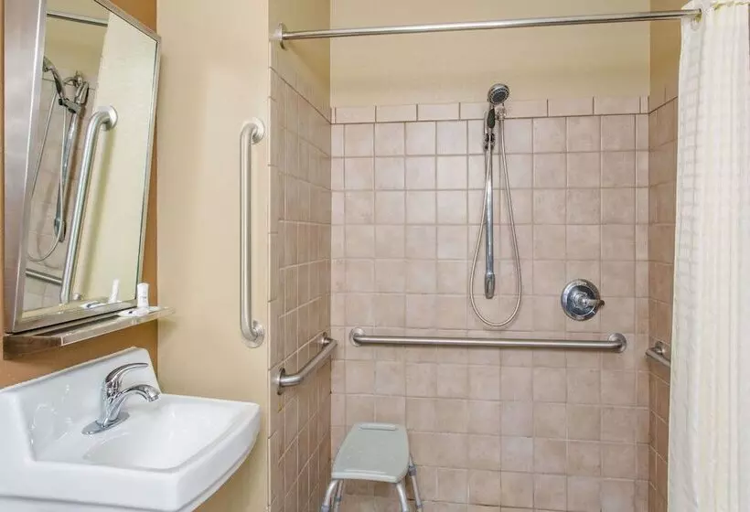 身障者適用スイートルーム, Microtel Inn & Suites By Wyndham Pearl River/slidell