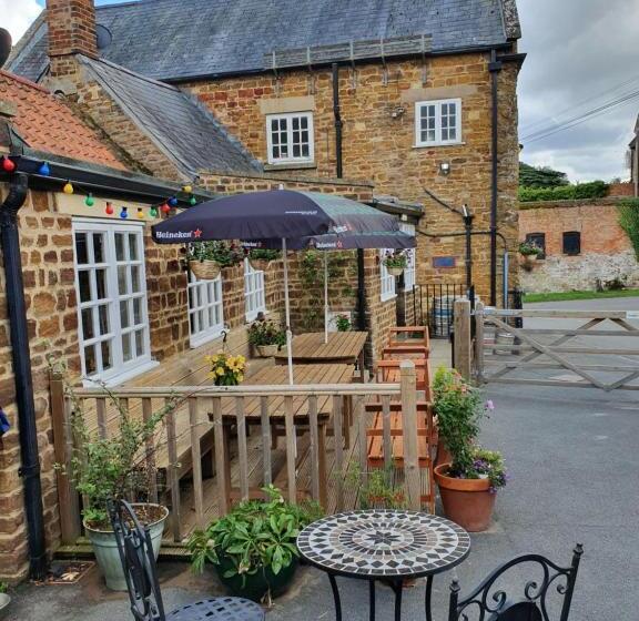 스탠다드 룸 킹사이즈 침대, The George At Ashley