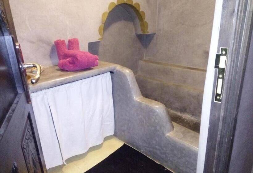 إستوديو قياسى مطلّ علي الحديقة, La Kasbah D Ouzoud