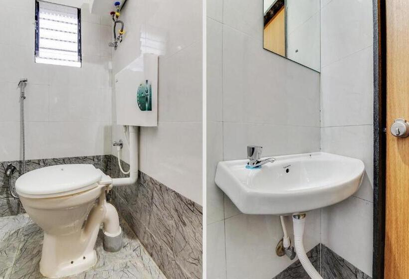 Triple Classic Room, Sandeep