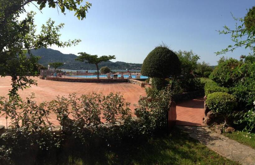 Апартаменты 1 Спальня Нижний Этаж, Sardegna Beach Cala Reale