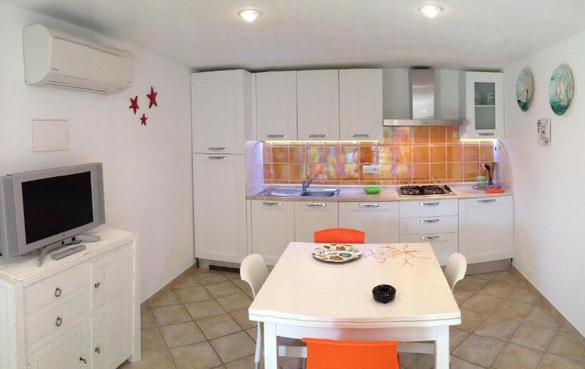 Апартаменты 1 Спальня Вид на Море, Sardegna Beach Cala Reale