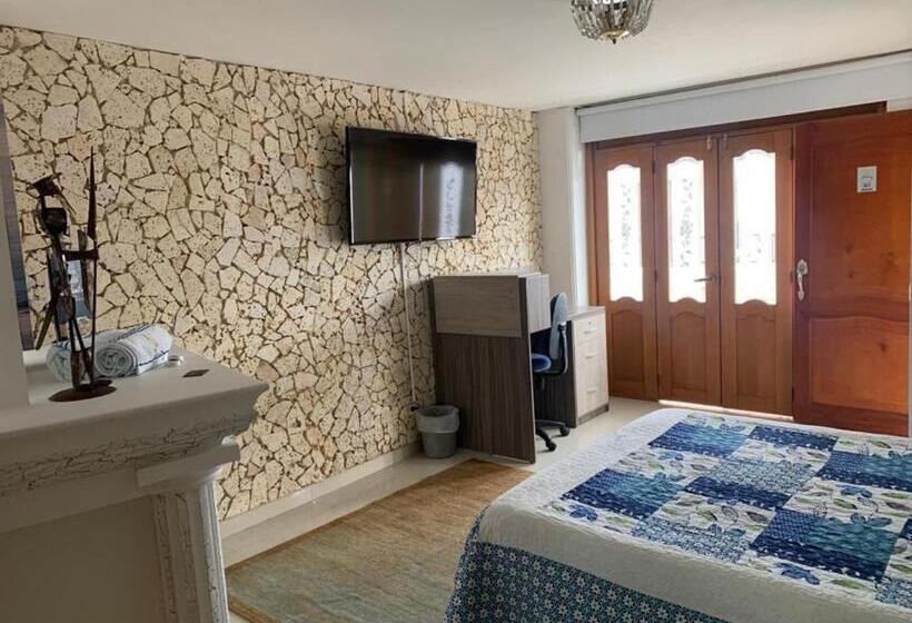 ハイドロマッサージバス付きスイート, Alcatraz