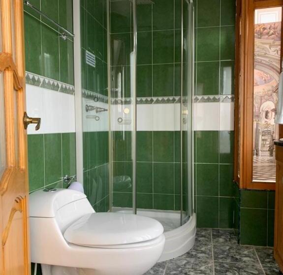 バルコニー付きジュニアスイート, Alcatraz