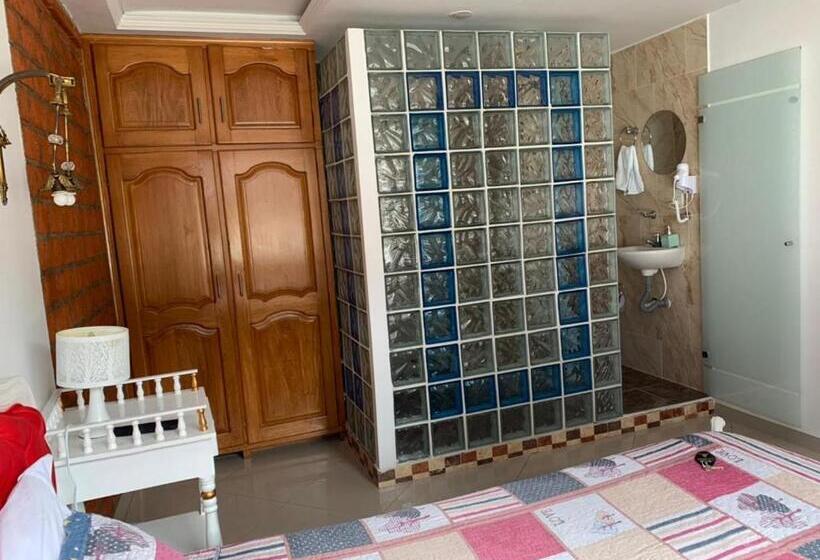 デラックススイート, Alcatraz