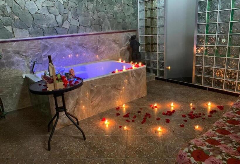 スーペリアースイート, Alcatraz