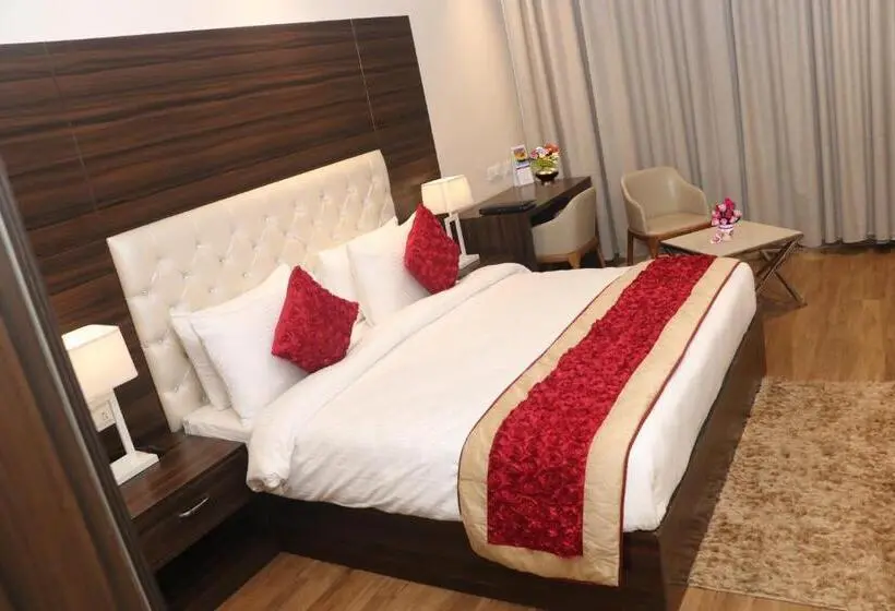 デラックスルーム, Comfort Inn Lakhimpur