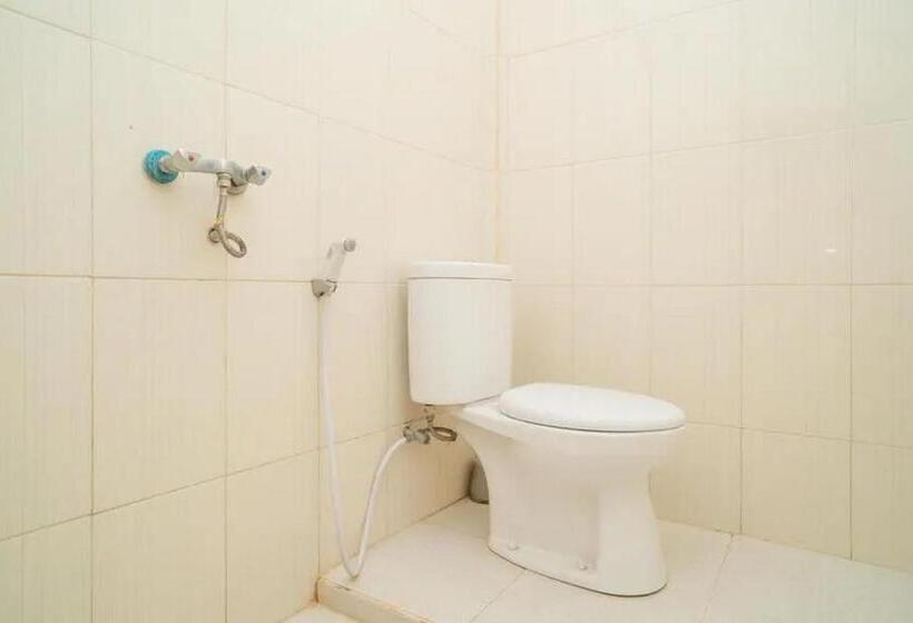 اتاق اکونومی, Reddoorz Syariah Near Syamsudin Noor Airport 4