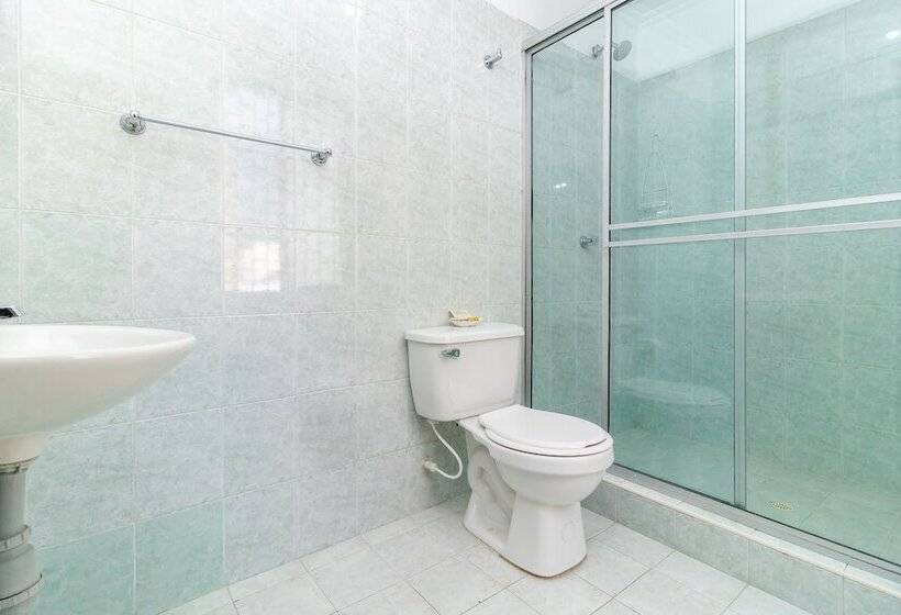 Dört Kişilik Standart Oda, Ayenda Americano