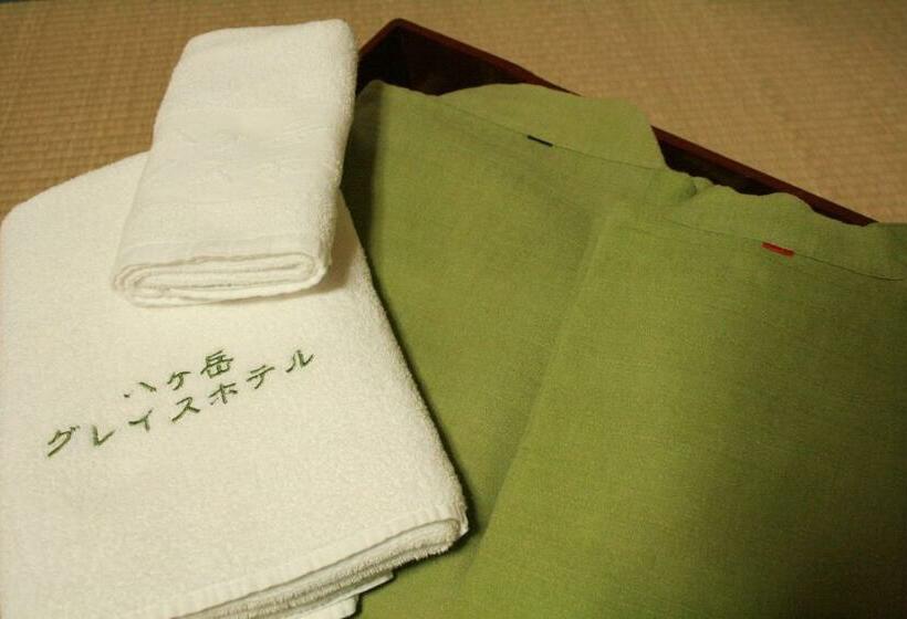 标准间, Yatsugatake Grace