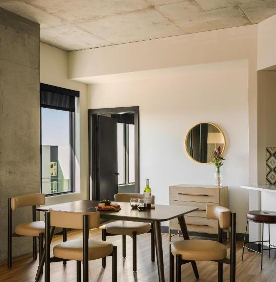 آپارتمان 3 خوابه, Sonder At Mill Ave