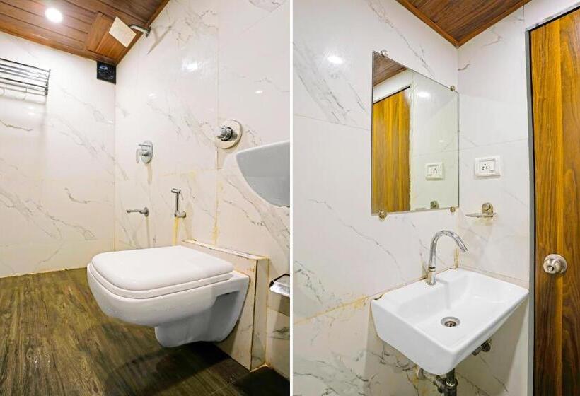 スタンダードルーム, Vaccinated Staff  Oyo 61623  Homestay