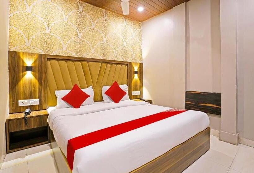 スタンダードルーム, Vaccinated Staff  Oyo 61623  Homestay