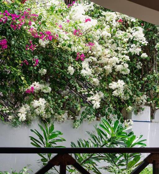 جناح عائلي, Zanzibar Retreat