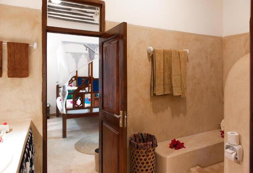 جناح عائلي, Zanzibar Retreat