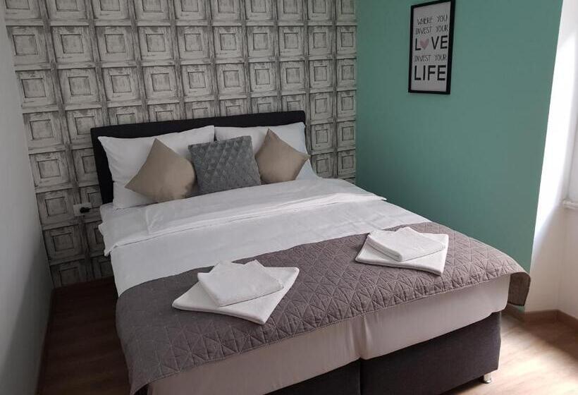 اتاق استاندارد چهار تخته, Piraneska