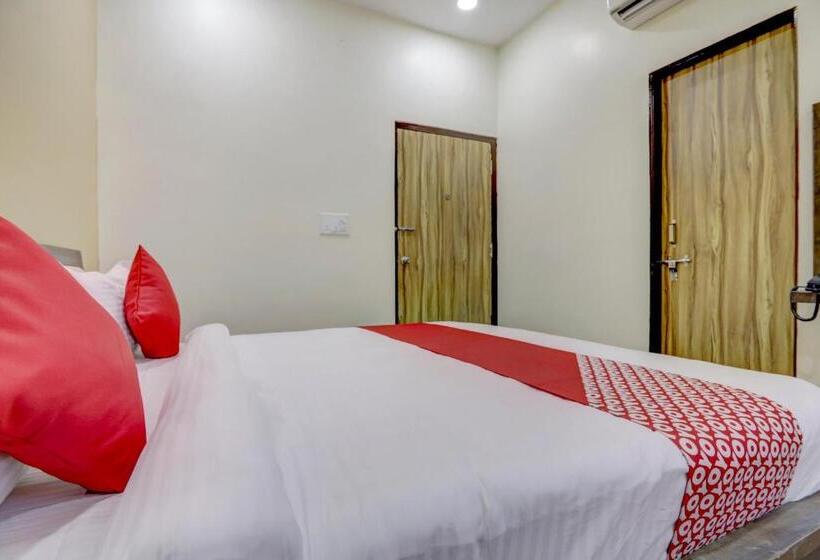 三人经典房间, Vaccinated Staff - Oyo 61709 Hotel Gd Palace
