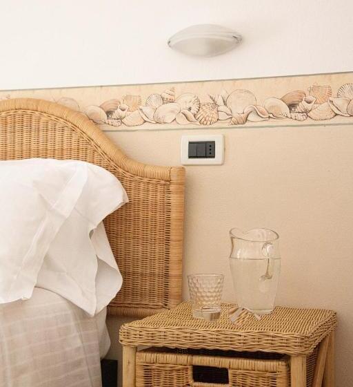Quarto Triplo Estandar, Villa Arizona