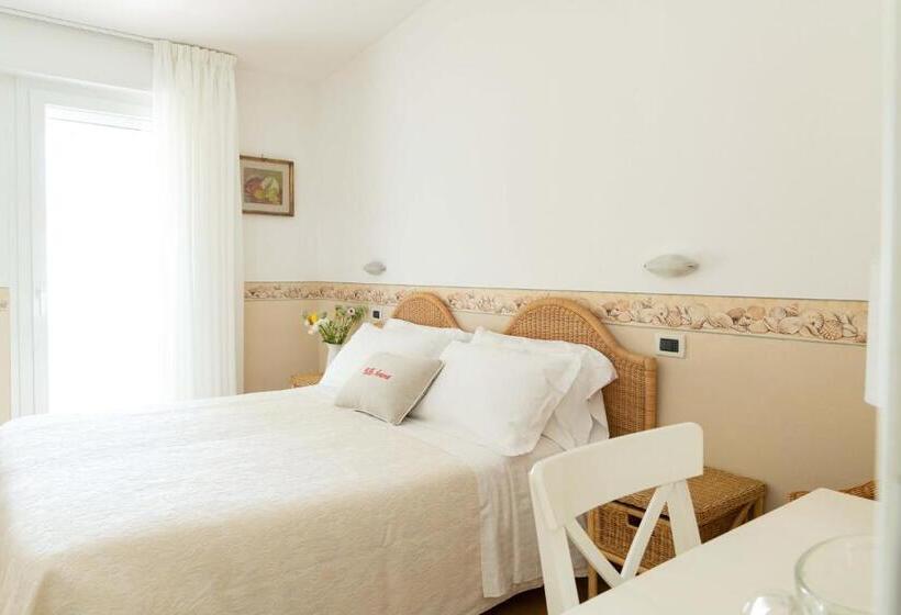 Quarto Estandar com Sacada, Villa Arizona
