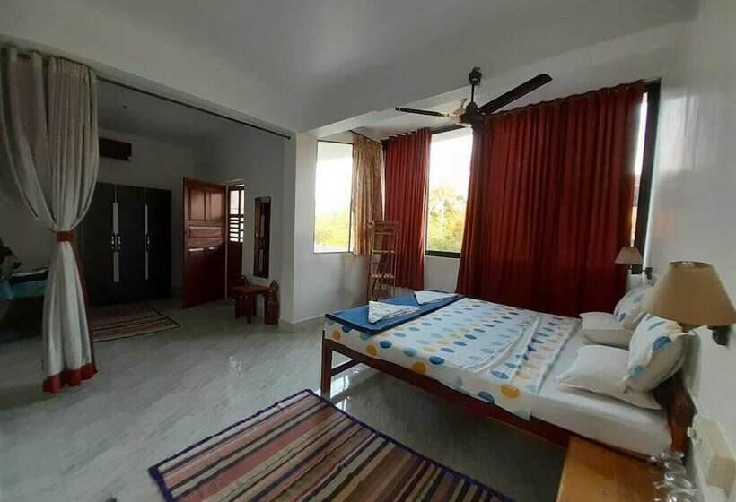 חדר משפחתי, Wellness Inn