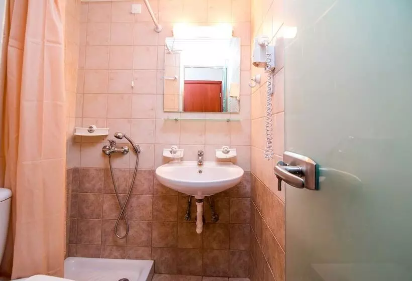اتاق استاندارد یک نفره, Filmar Hotel, Ixia, Rhodes