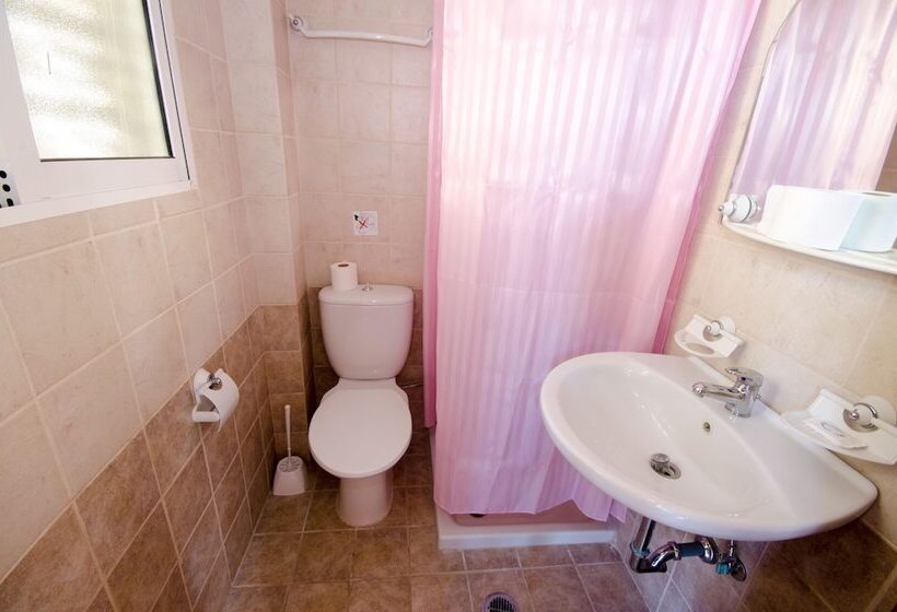 اتاق خانوادگی, Filmar Hotel, Ixia, Rhodes