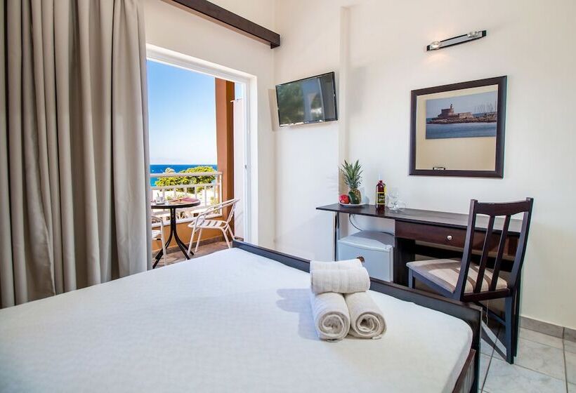 スタンダードトリプルルーム, Filmar Hotel, Ixia, Rhodes