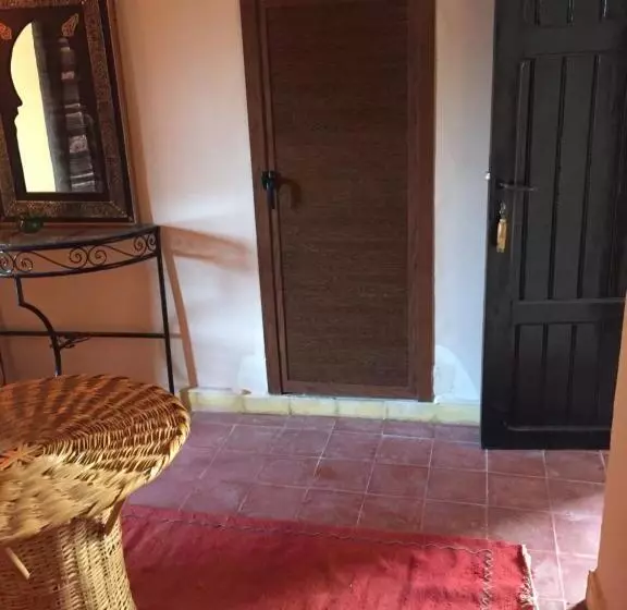 スイート, Auberge Famille Benmoro