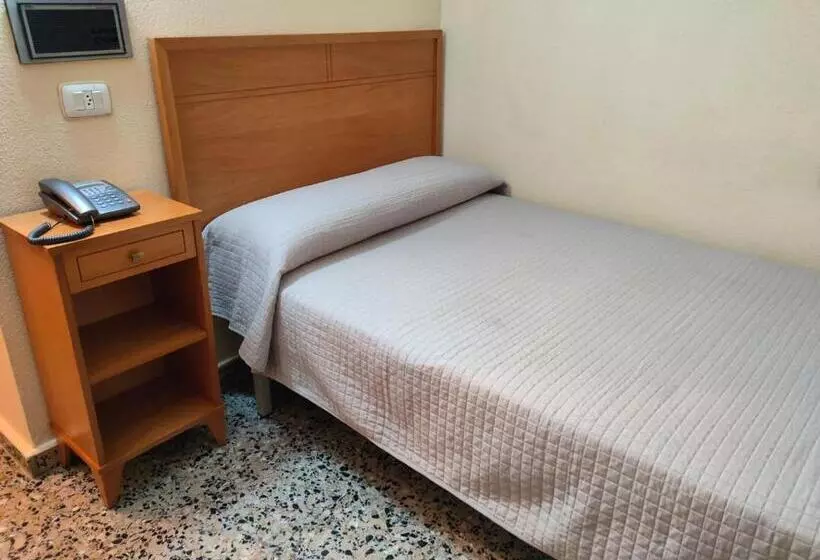 Habitación Estàndard Individual, Cogullada