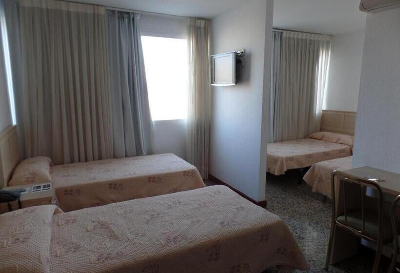 Четырехместный Номер Стандарт, Cogullada