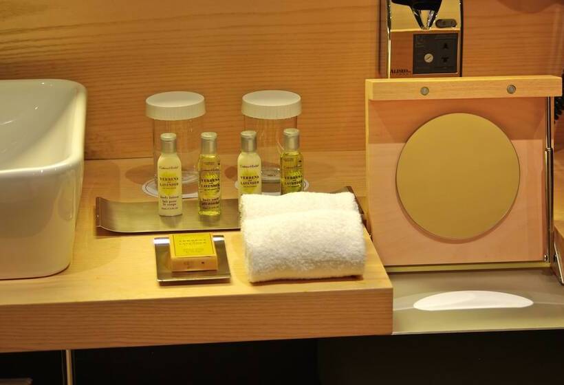 标准间, Doubletree By Hilton Hotel Girona